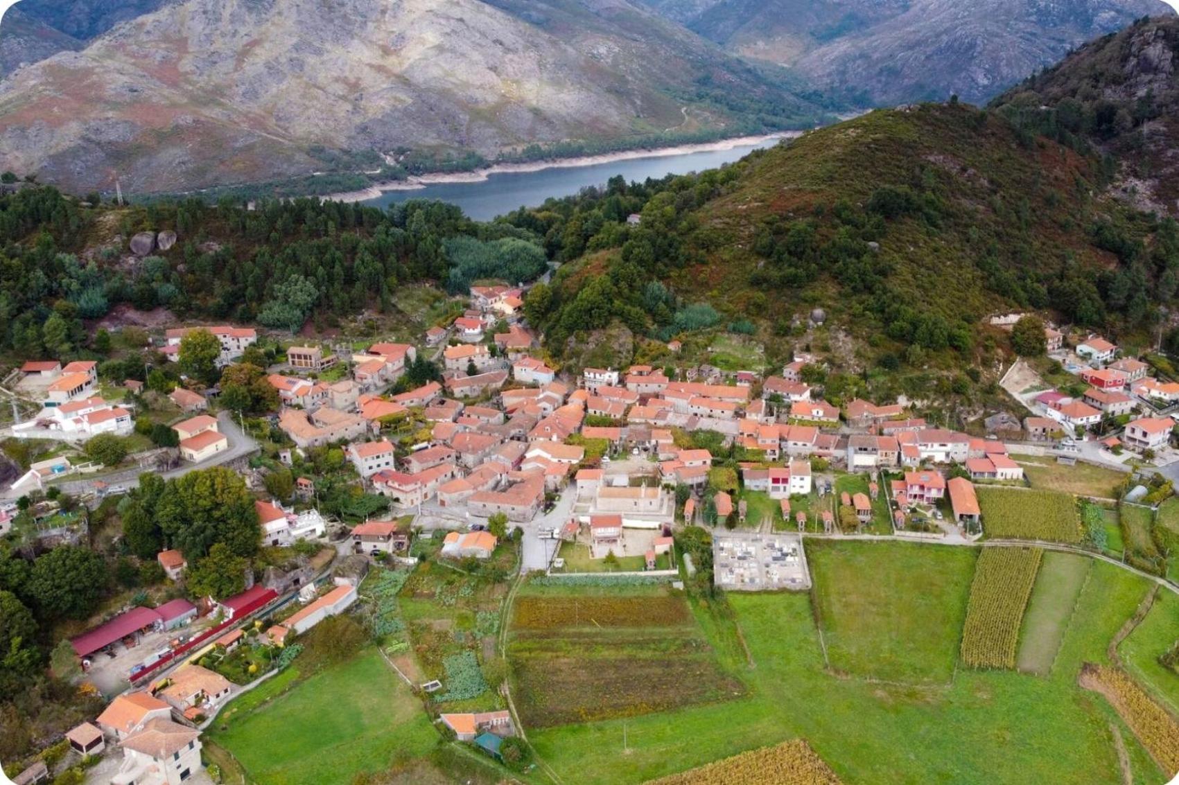 Ferienwohnung Casa Da Fonte Geres Campo do Geres Exterior foto